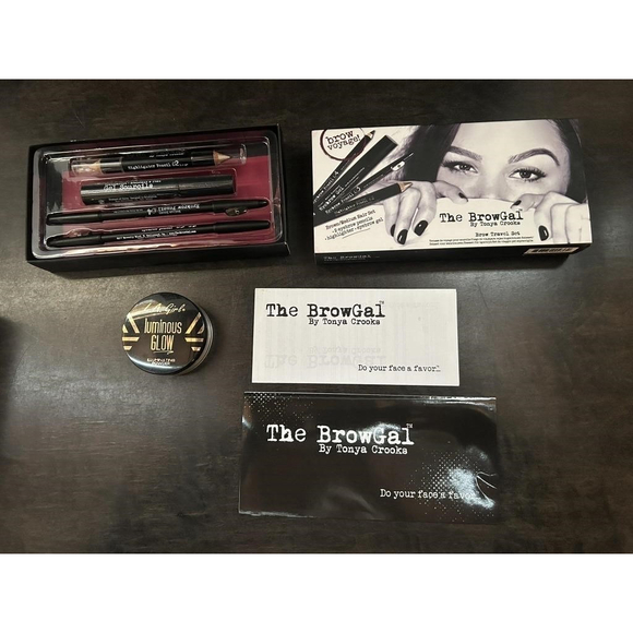 The BrowGal by Tonya Crooks Other - The Brow Girl and Glow Makeup, Nib